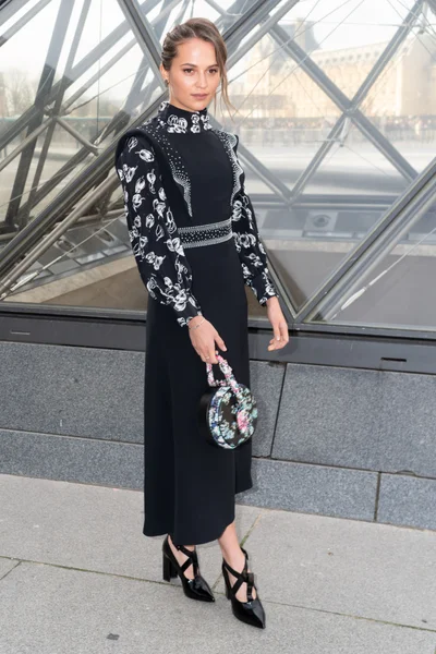 Look 3